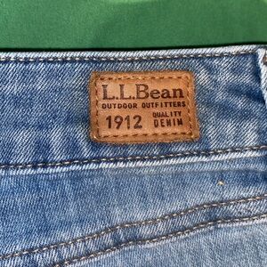 L.L. Bean Womans 16P Jeans